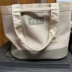 Yeti Camino Carryall 35 Everglades